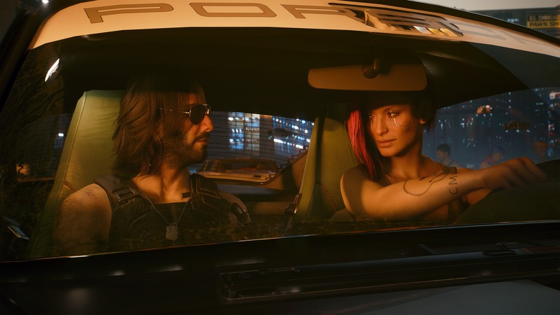 V e Johnny Silverhand caminhando pelas ruas iluminadas de Night City em Cyberpunk 2077